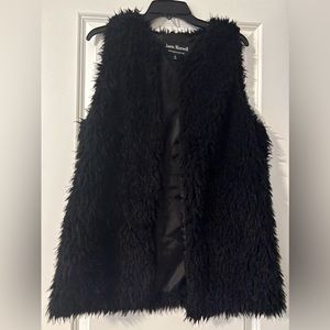 Fur vest!